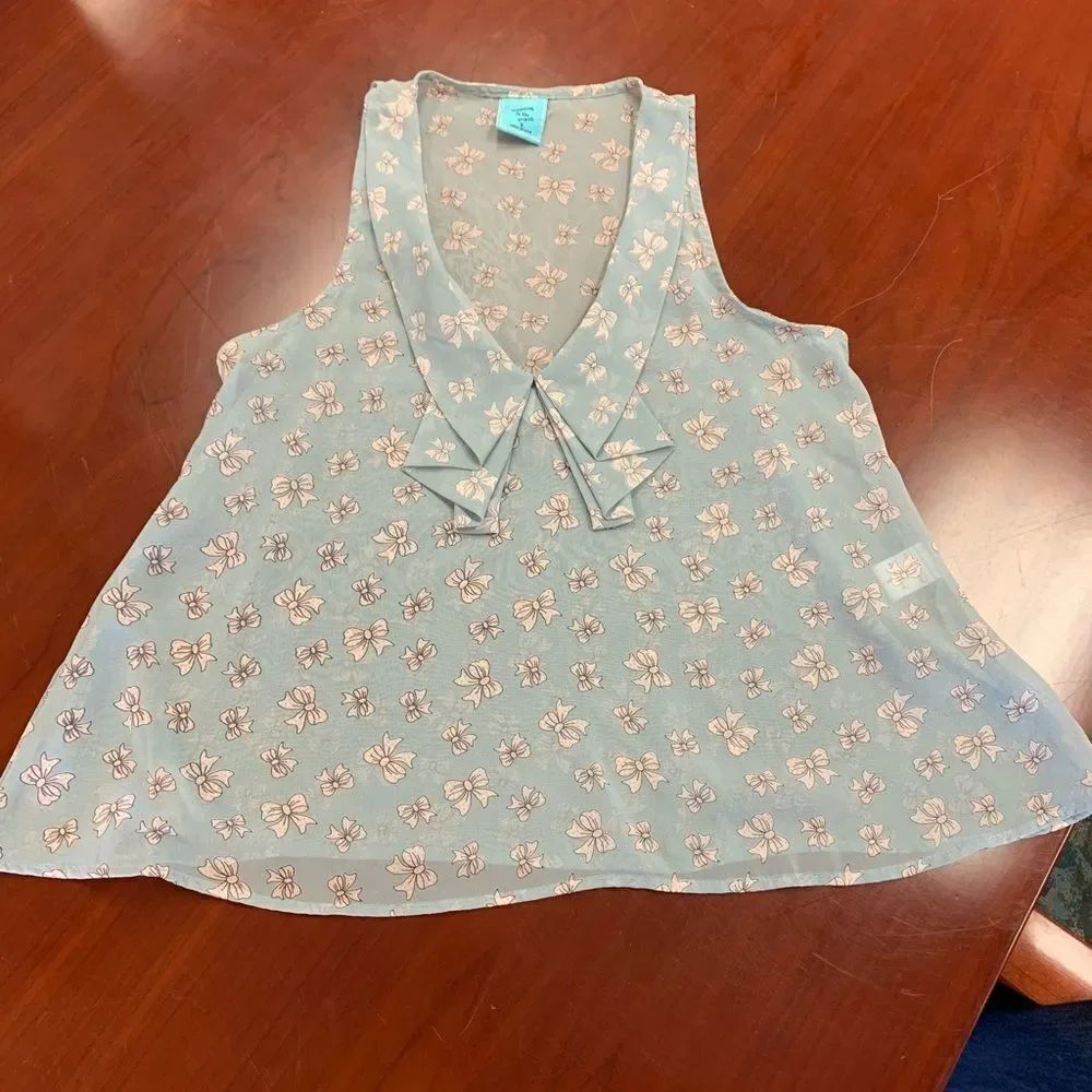 h.I.p. Sheer Bow Sleeveless  Blouse sz S